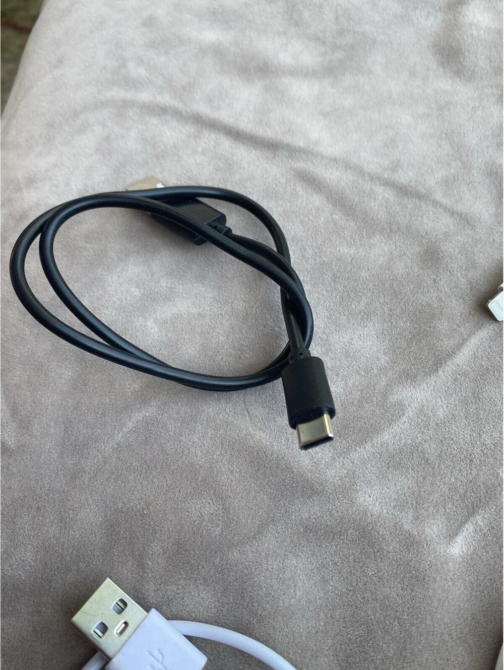 Mixed Lot of 7 Cell Phone Chargers: Some Brand New